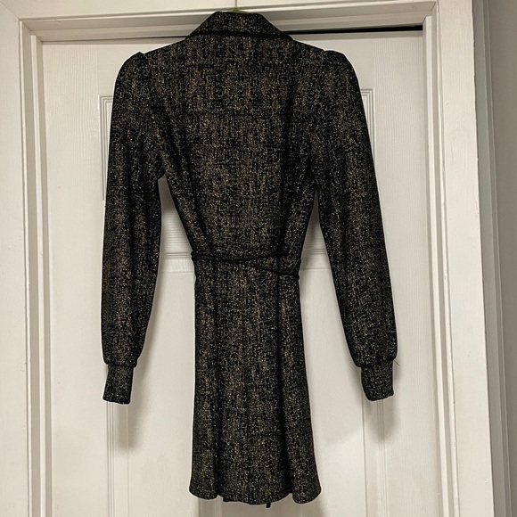 Reformation Black and Gold Textured Top - Picture 5 of 5